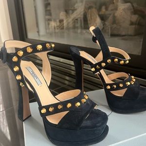 Gucci heels 39
